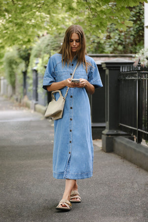 AVA SHORT SLEEVE MIDI DRESS