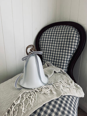 WHITE BELL