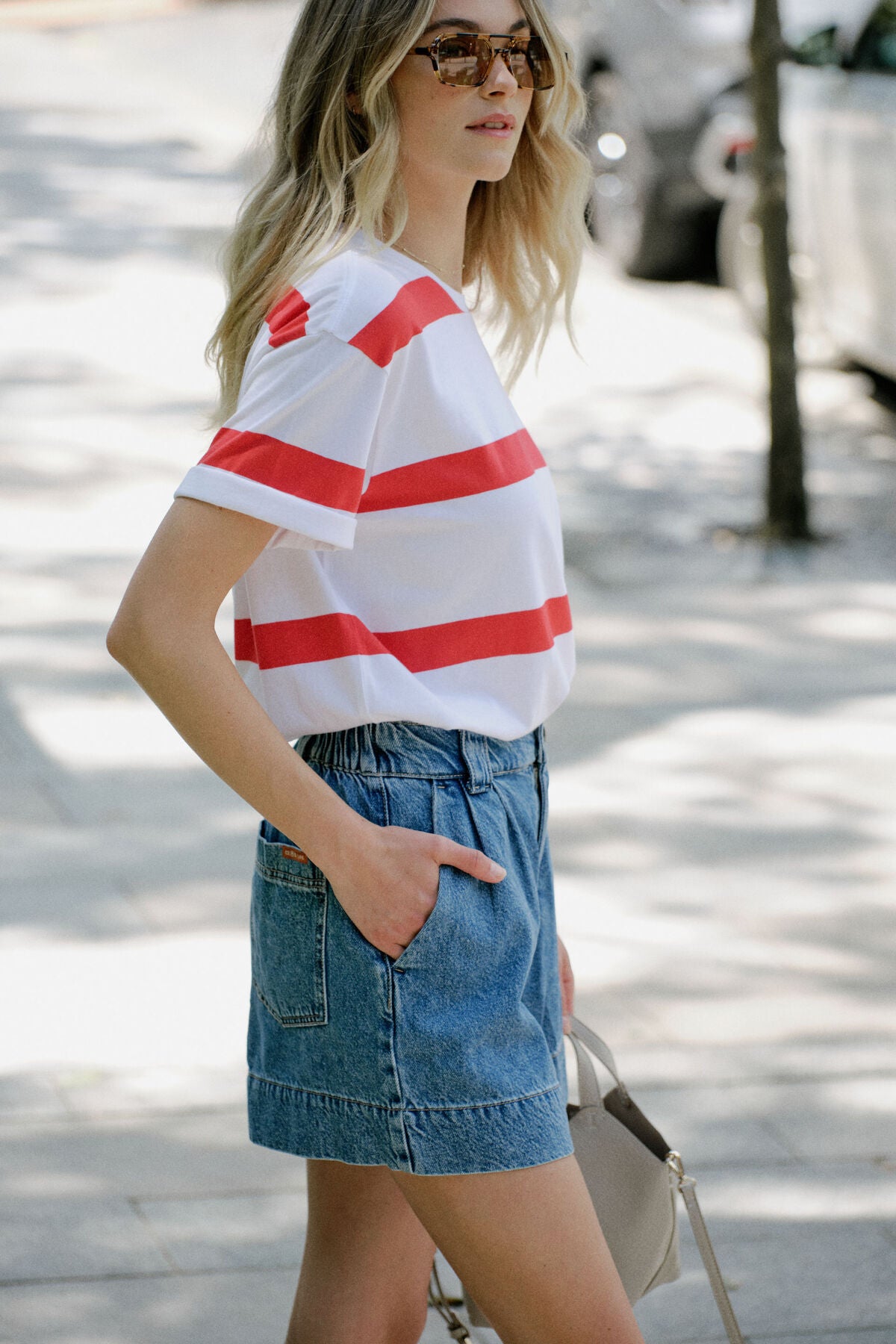 SLOUCHY SPLIT HEM TEE