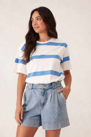 SLOUCHY SPLIT HEM TEE